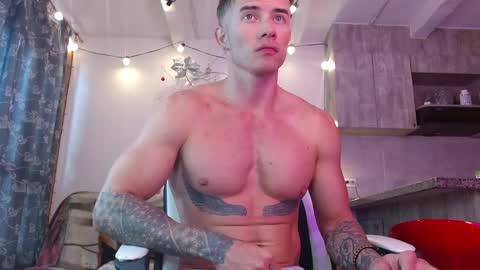 Ryan Blue ig ryannblue online show from 12-23-24, 09:40