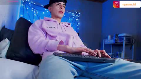 Ryannhill  online show from 01-06-26, 04:05