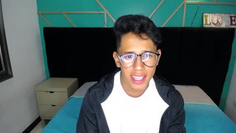 Snapshot of ryanpricee chatting on 12-29-24, 06:24 RyanPricee online show from 12-29-24, 06:24