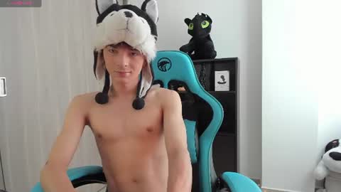 Snapshot of ryo_bleu chatting on 07-31-26, 03:11 RYO BLEU online show from 07-31-26, 03:11