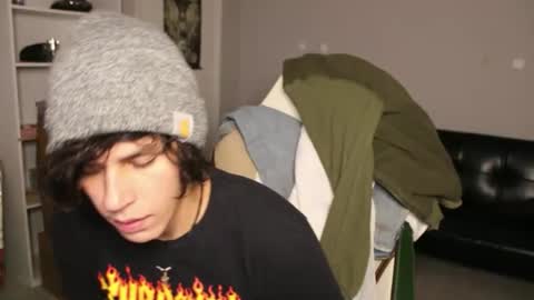 Ryot3 online show from 12-22-25, 07:16