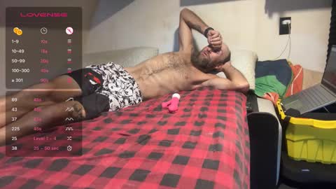 RyTracey2024 online show from 09-12-25, 08:31