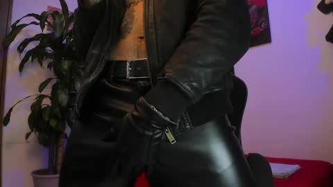 leopmonk help me reach 100 thumbs up online show from 09-30-25, 01:27