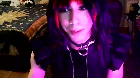 Snapshot of s0ft_s3rv chatting on 10-31-25, 07:26 Softie 3 online show from 10-31-25, 07:26