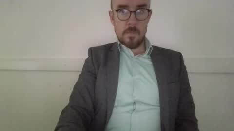 s_i_q online show from 09-17-25, 07:32