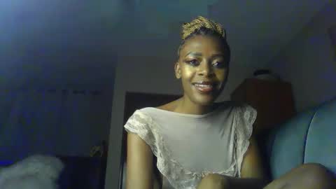 Snapshot of s_weetally chatting on 10-22-25, 04:18 Ally online show from 10-22-25, 04:18