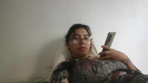 Snapshot of saavaghechick chatting on 02-03-25, 02:55 Jeane online show from 02-03-25, 02:55