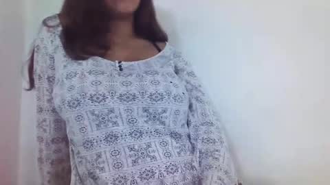 Snapshot of saavaghechick chatting on 02-22-25, 02:41 Jeane online show from 02-22-25, 02:41