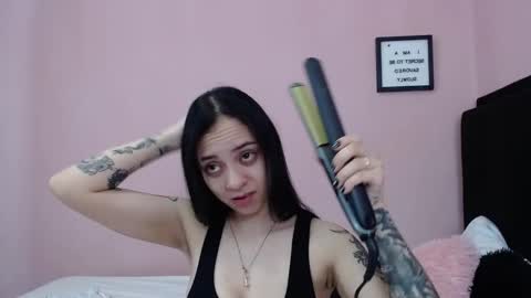 Snapshot of sabbrand_ chatting on 09-28-25, 06:46 online show from 09-28-25, 06:46