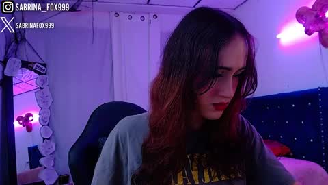 Snapshot of sabriina_fox999 chatting on 01-07-26, 03:31 sabrina fox online show from 01-07-26, 03:31