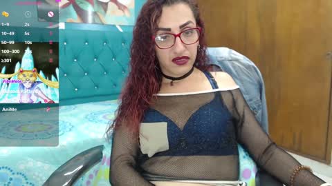 Snapshot of sabrina_dupont chatting on 01-05-25, 01:15 SABRINA online show from 01-05-25, 01:15