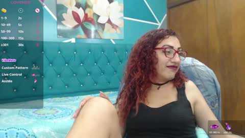 Snapshot of sabrina_dupont chatting on 01-12-25, 06:49 SABRINA online show from 01-12-25, 06:49