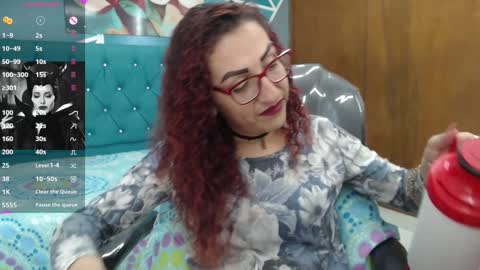 Snapshot of sabrina_dupont chatting on 01-15-25, 12:47 SABRINA online show from 01-15-25, 12:47