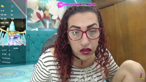 Snapshot of sabrina_dupont chatting on 01-28-25, 12:43 SABRINA online show from 01-28-25, 12:43