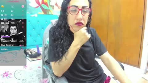 Snapshot of sabrina_dupont chatting on 10-21-25, 12:39 SABRINA online show from 10-21-25, 12:39