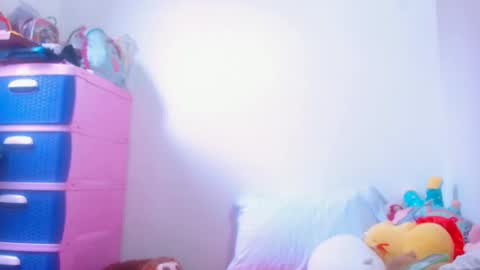 Snapshot of sabrina_v_ chatting on 03-06-25, 03:24 Sabrina online show from 03-06-25, 03:24