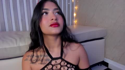 mariana  online show from 02-04-25, 09:41