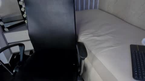 mariana  online show from 02-28-25, 01:47