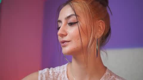  Sabrina  online show from 11-10-25, 09:47