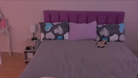 Sabrina MacMarren online show from 02-22-25, 12:19