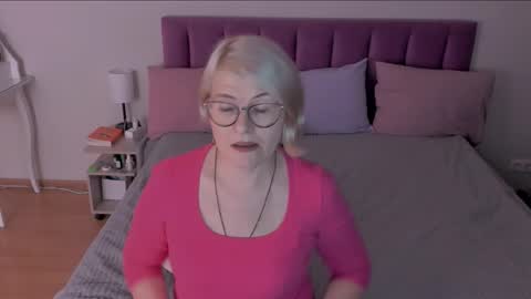 Sabrina MacMarren online show from 03-12-25, 06:44