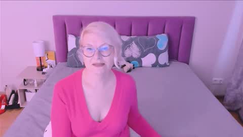 Sabrina MacMarren online show from 10-04-25, 02:15