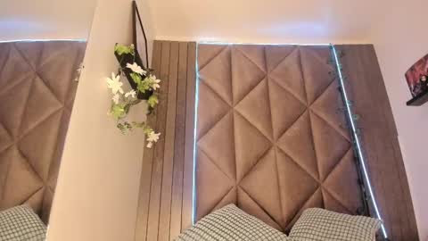 S A B R I N A  online show from 10-14-25, 11:33