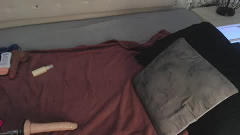 Sabrina  online show from 04-02-26, 12:03