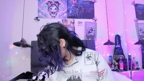 Sabrina  online show from 04-17-26, 11:35