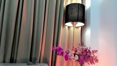 Sabrina Warren online show from 02-21-25, 11:55