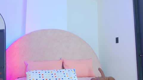 Snapshot of sacha_malala chatting on 11-22-25, 07:13 Sacha Malala online show from 11-22-25, 07:13