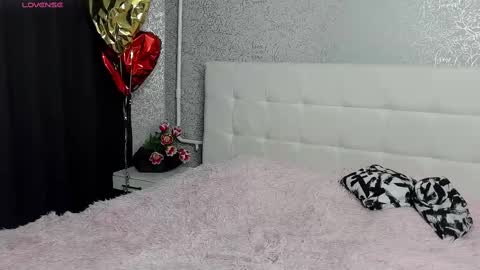 Snapshot of sacura_sacura chatting on 03-01-25, 04:00 Sacura online show from 03-01-25, 04:00