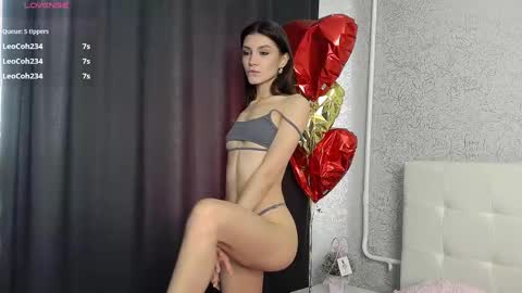 Snapshot of sacura_sacura chatting on 03-05-25, 10:33 Sacura online show from 03-05-25, 10:33