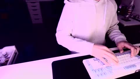 Snapshot of saddzaddy chatting on 11-14-25, 11:24 saddzaddy online show from 11-14-25, 11:24