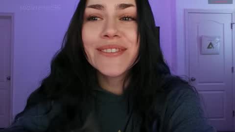 Snapshot of sadierenee96 chatting on 10-13-25, 10:32 Sadie Renee online show from 10-13-25, 10:32