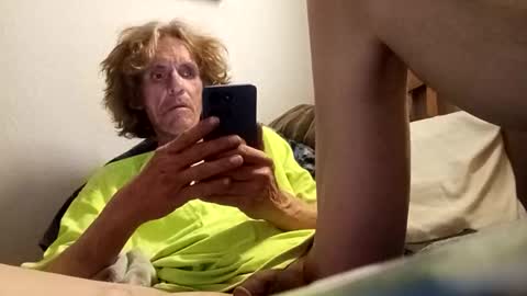 Snapshot of sadshadowdood chatting on 02-15-26, 04:31 sadshadowdood online show from 02-15-26, 04:31