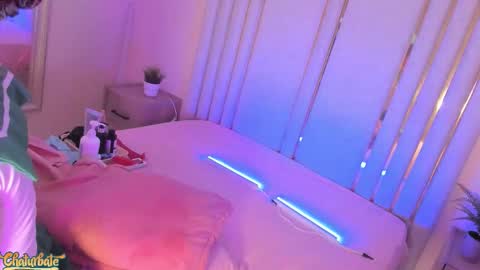 Mara online show from 11-10-25, 04:11