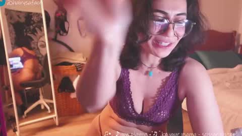 Safa online show from 02-22-25, 01:22