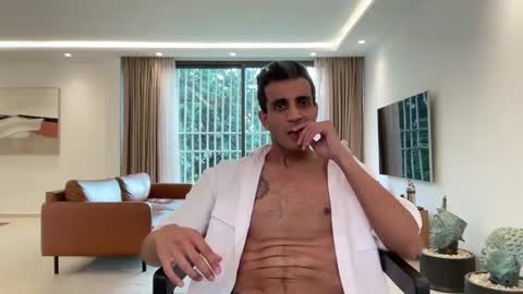 safari90 online show from 12-01-25, 05:18