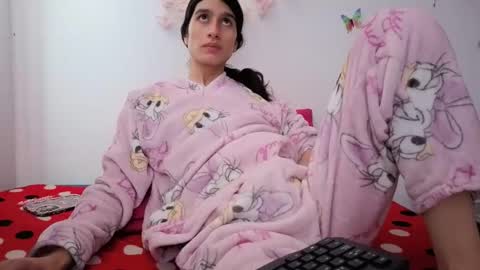 Safiro Queen online show from 12-20-25, 02:46