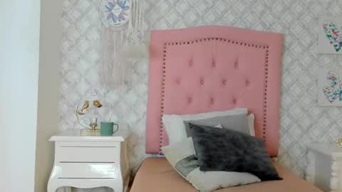 Cattleya online show from 03-04-25, 11:40