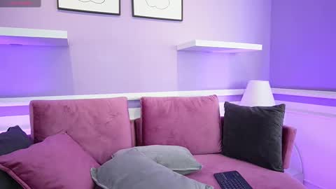 saharakramer online show from 03-08-25, 03:13