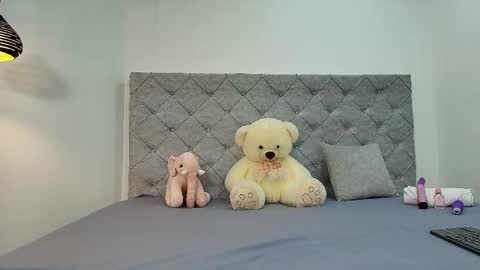 Snapshot of sahmanta_rose chatting on 02-26-26, 03:49 S A H M A N T A R O S E online show from 02-26-26, 03:49