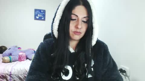 Karina online show from 02-18-25, 12:59