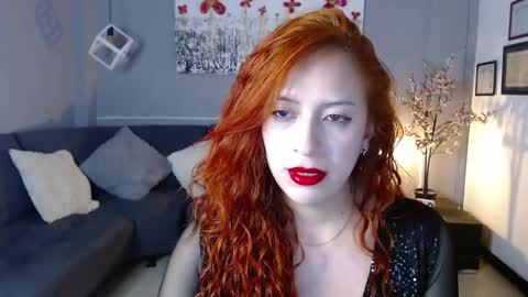 Snapshot of sahra_tayl0r_ chatting on 01-23-25, 05:21 SARA online show from 01-23-25, 05:21