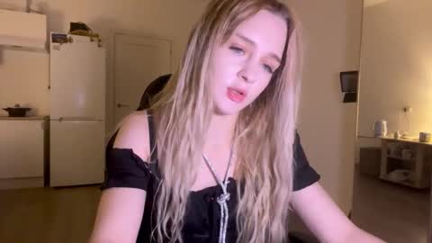 Sofia online show from 11-26-25, 09:27