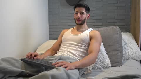 saimon  online show from 01-12-25, 02:24