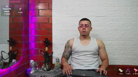 sainix_ online show from 02-12-26, 02:50