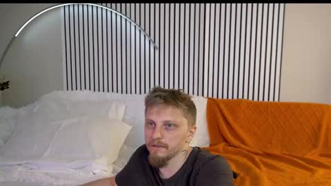 saint__vicious online show from 10-10-25, 08:08