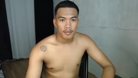 Taylor online show from 10-04-25, 01:09